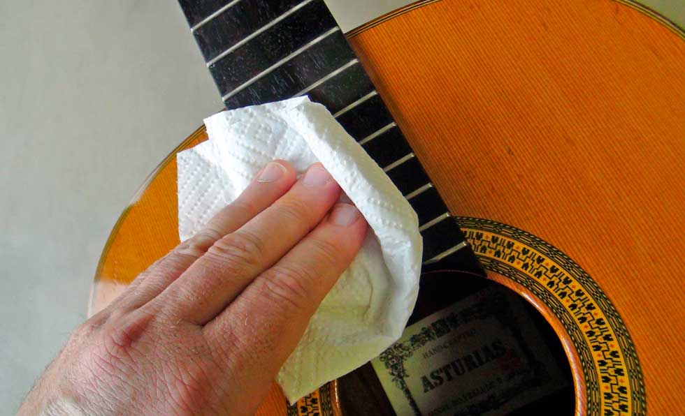 Remove Excess Lemon Oil From the Guitar Fingerboard