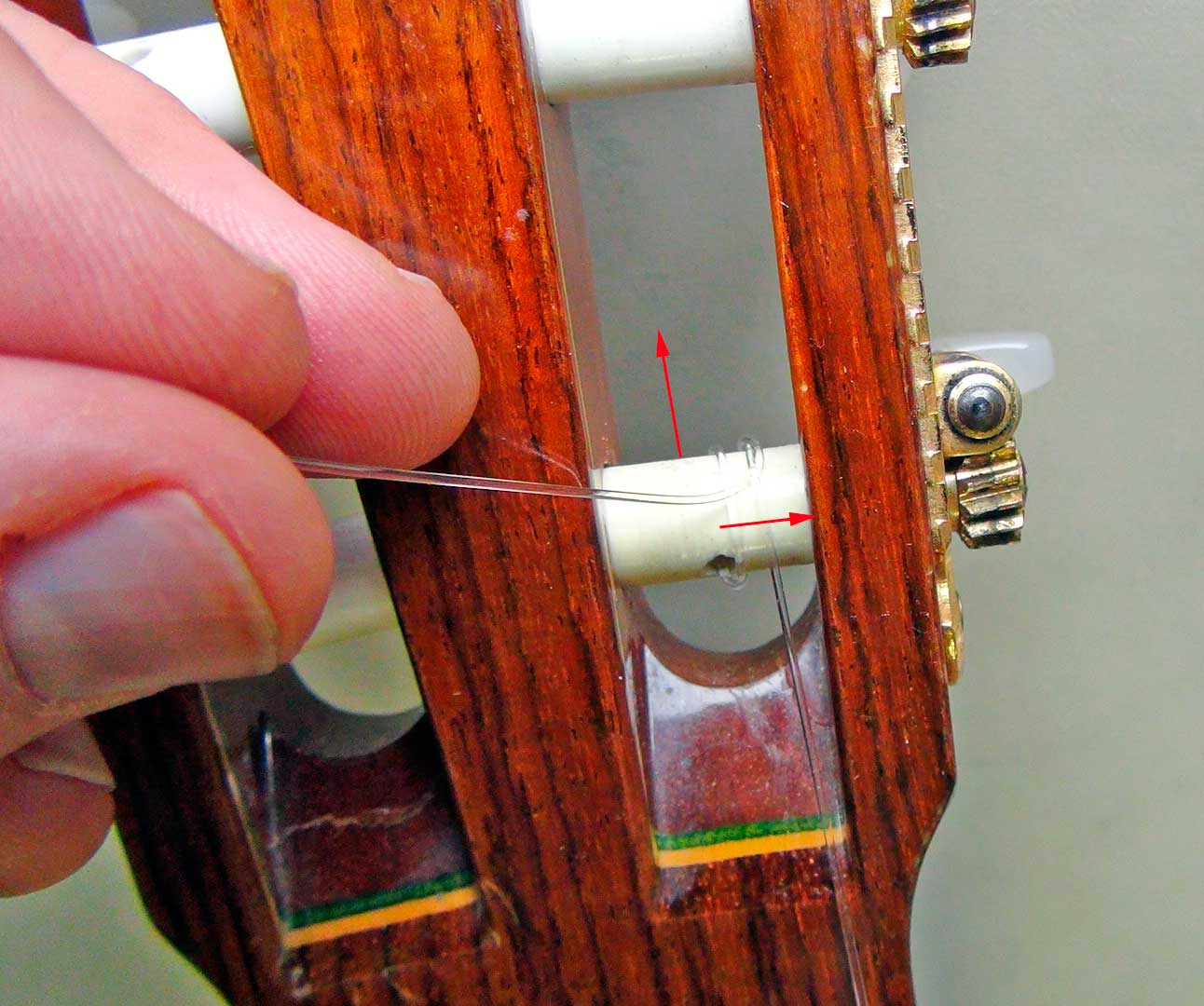 Tuning Peg Rotation and First String Wrapping Direction
